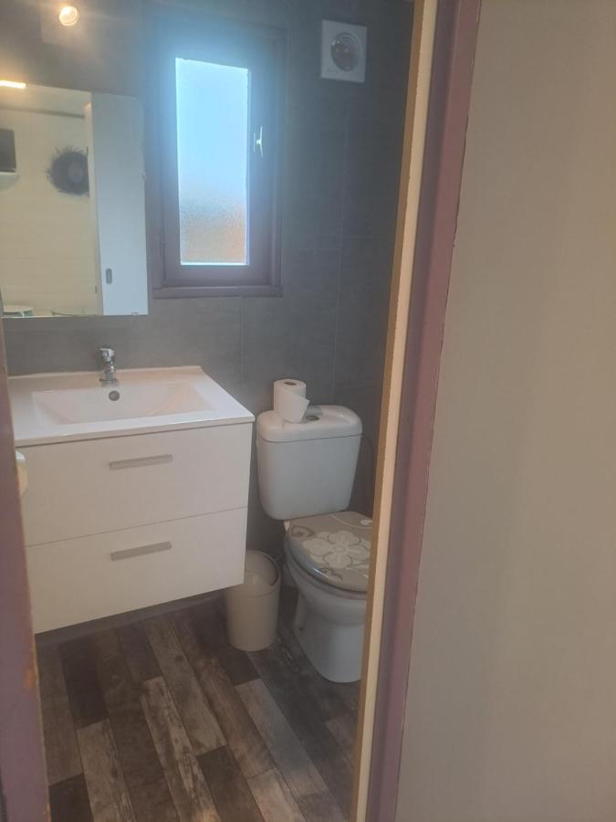 Chalet Pour 5 Personnes Equipe Sur Emplacement Privatif Dans Camping 4 Etoiles Appartenant Et Gere Par Un Particulier Ξενοδοχείο Foix Εξωτερικό φωτογραφία