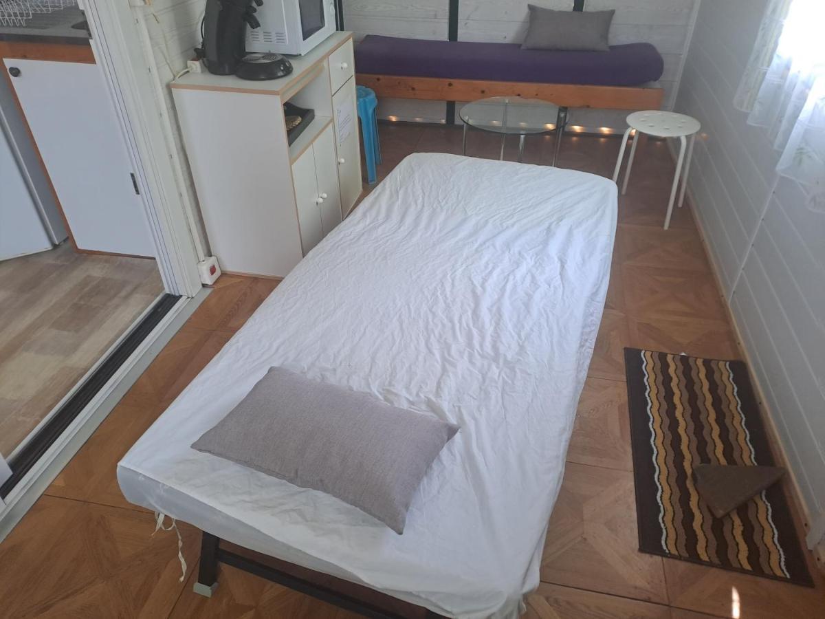 Chalet Pour 5 Personnes Equipe Sur Emplacement Privatif Dans Camping 4 Etoiles Appartenant Et Gere Par Un Particulier Ξενοδοχείο Foix Εξωτερικό φωτογραφία